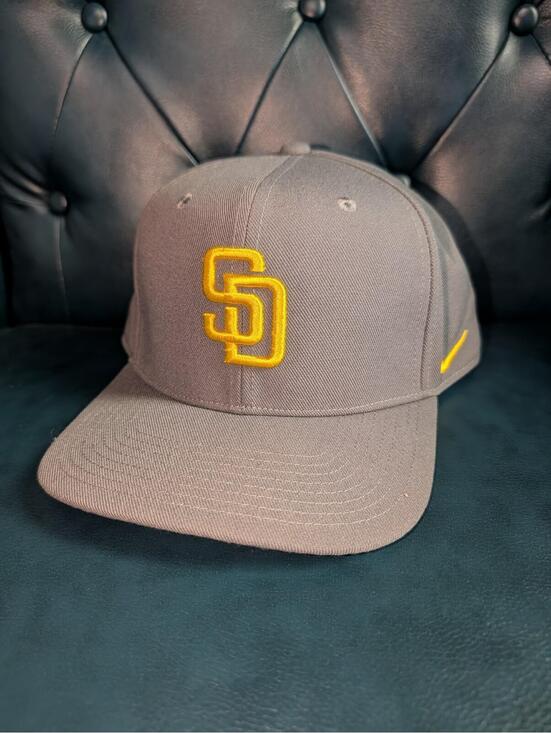 Nike Other - Men's Nike Hat San Diego Padres Snapback Medium Large Cap Grey
